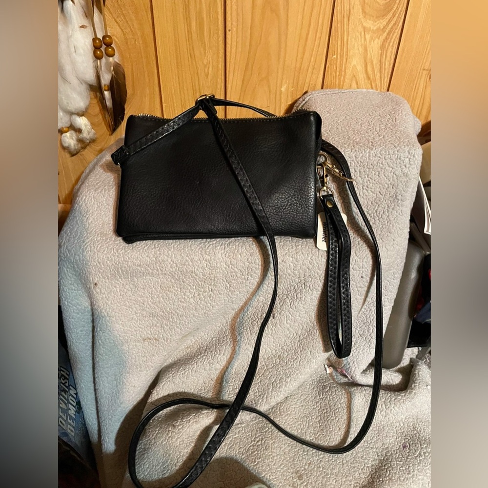 Elegant Black Crossbody Bag